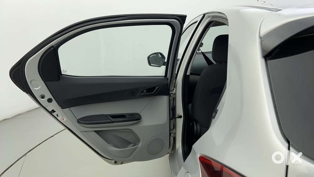 Tata Tiago 1.2 Revotron Xt Option, 2021, Petrol