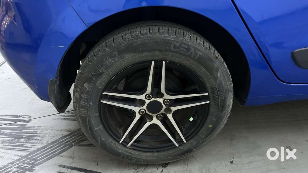 Hyundai Grand I10 1.2 Kappa Sportz Option At, 2017, Petrol