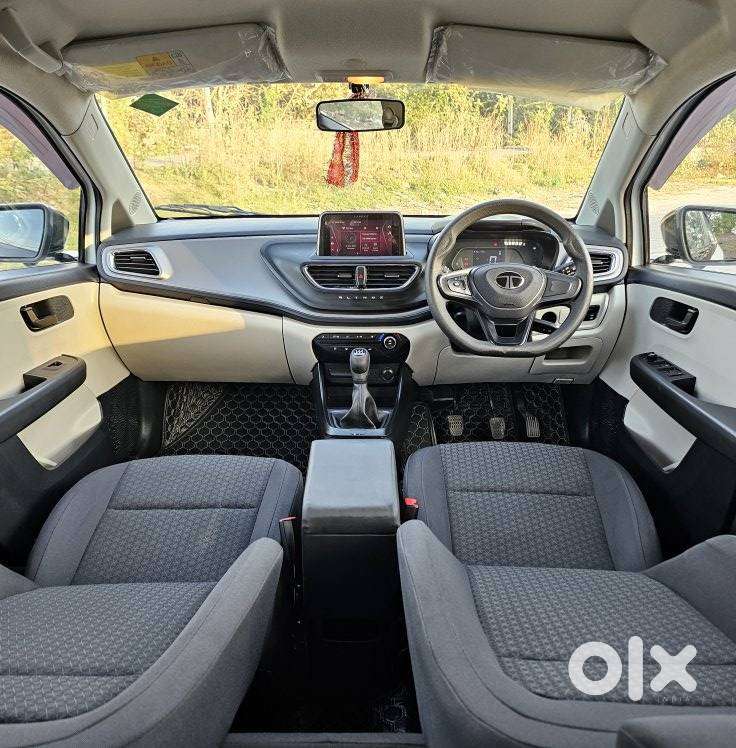 Tata Altroz Xm Plus Icng, 2024, Cng & Hybrids