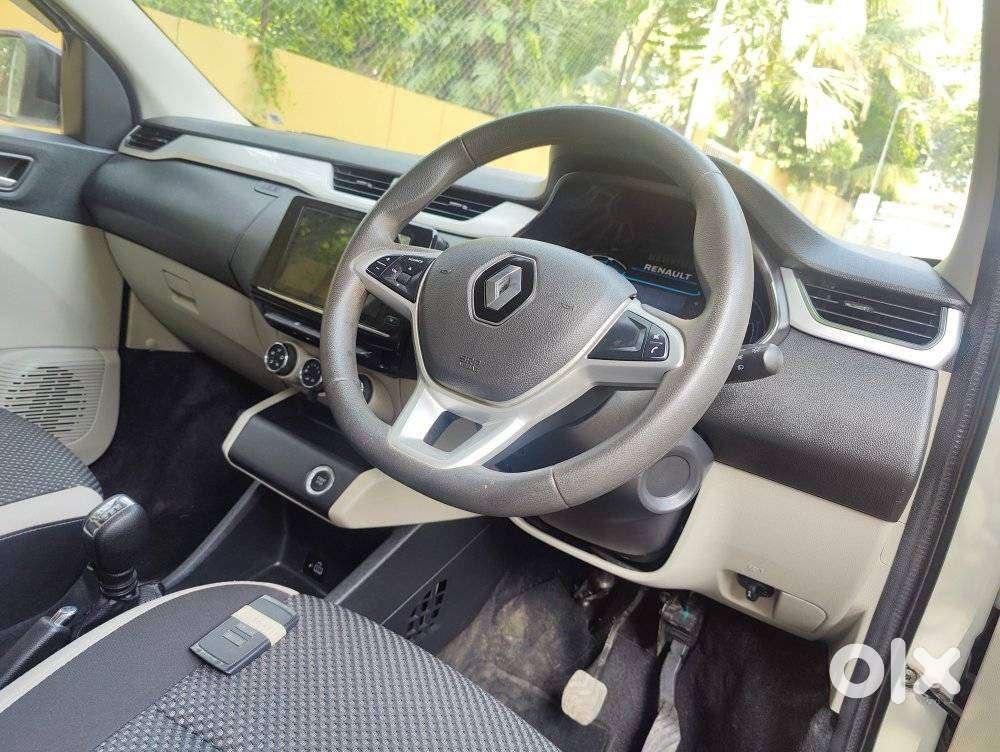 Renault Triber Rxz Easy-r Amt, 2023, Petrol