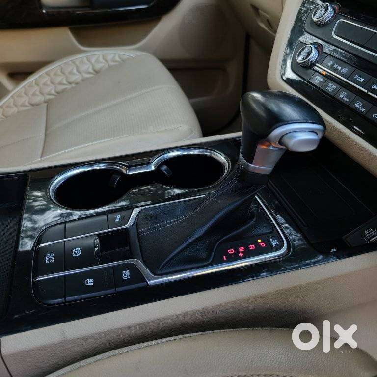 Kia Carnival Limousine Plus 7 Str, 2022, Diesel