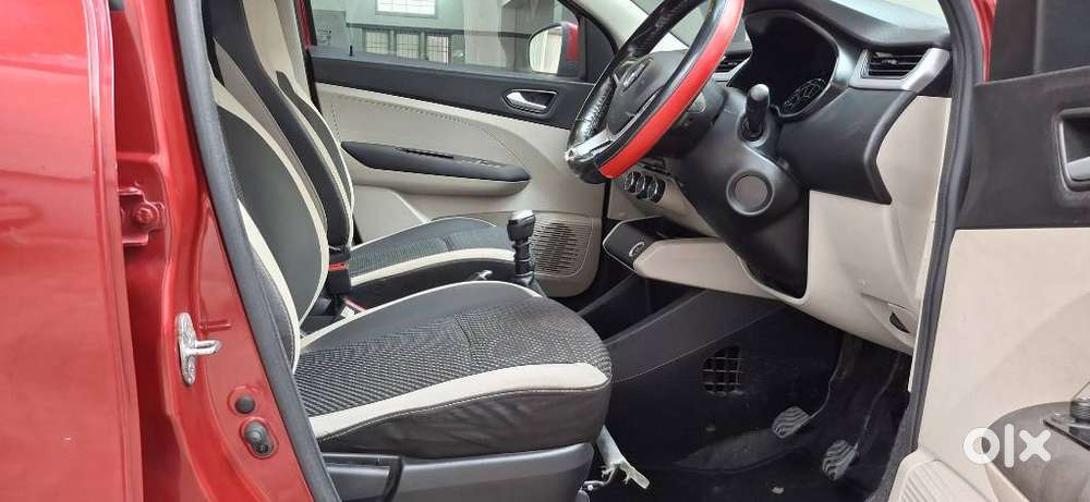 Renault Triber Rxz, 2020, Petrol
