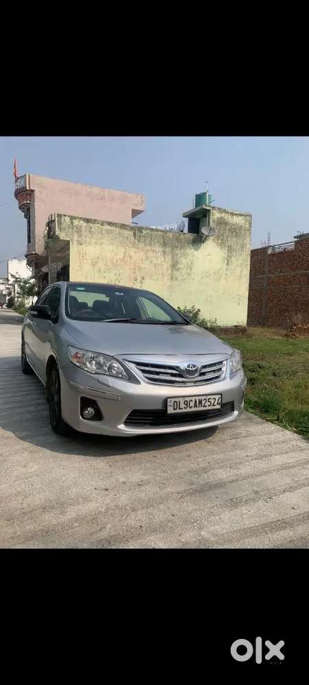 Toyota Corolla Altis 2011 Petrol 98000 Km Driven