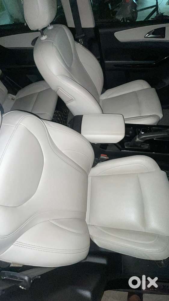 Mahindra Xuv700 Ax7l 2024 Diesel Well Maintained