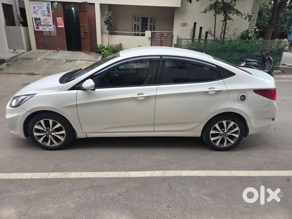 Hyundai Fluidic Verna 1.6 CRDi SX, 2015, Diesel