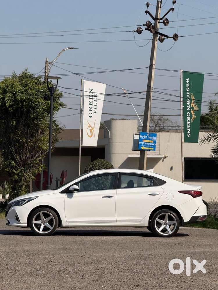 Hyundai Verna 1.5 Sx Diesel Mt, 2022, Diesel