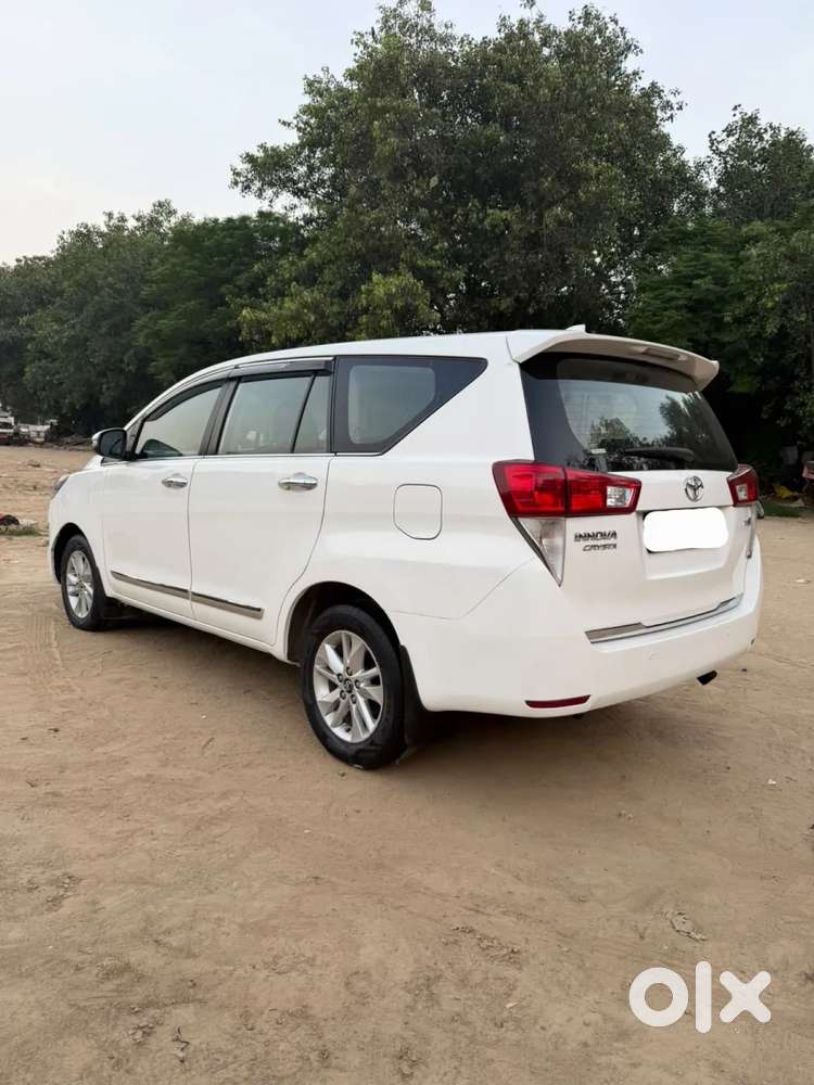 Toyota Innova Crysta 2.4 V 7 Str, 2017, Diesel