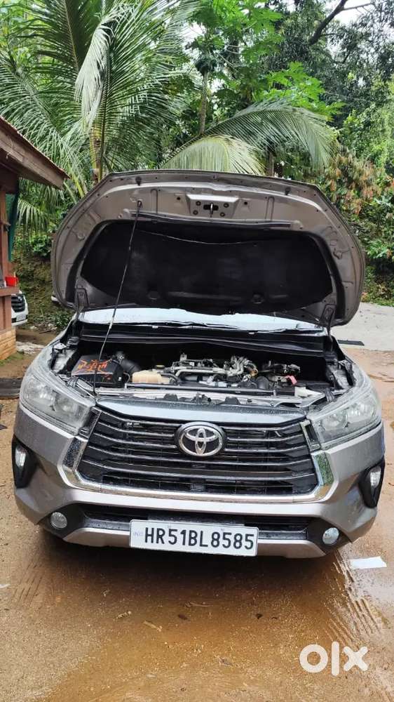 Toyota Innova Crysta 2016
