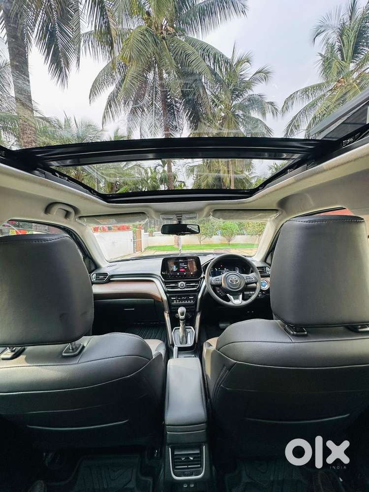 Toyota Urban Cruiser Hyryder 1.5 V Hybrid, 2025, Petrol