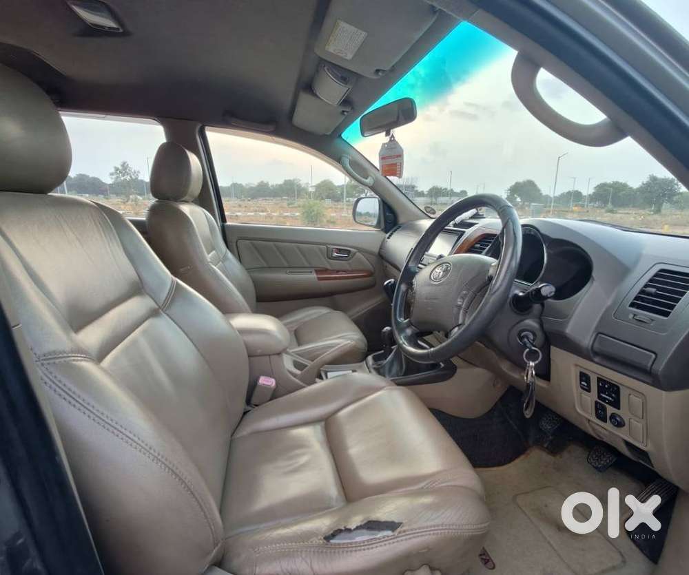 Toyota Fortuner 3.0 4x4 Manual, 2010, Diesel