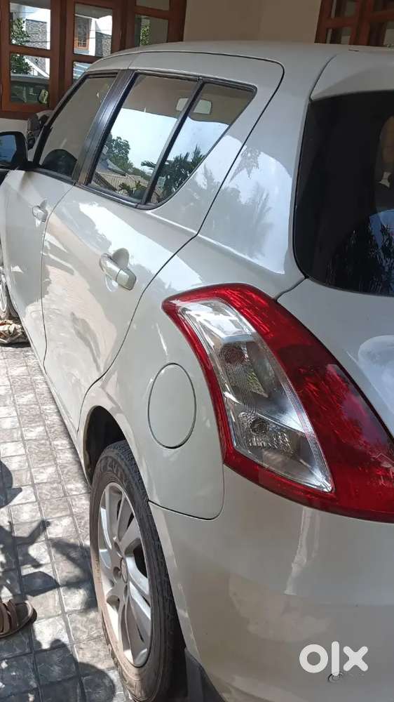 Maruti Suzuki Swift 2012 Diesel 110000 Km Driven