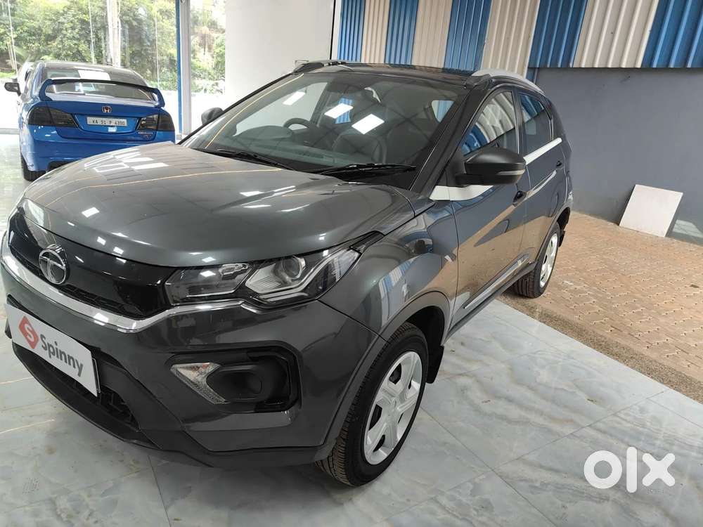 Tata Nexon 1.2 Revotron Xm (s), 2022, Petrol