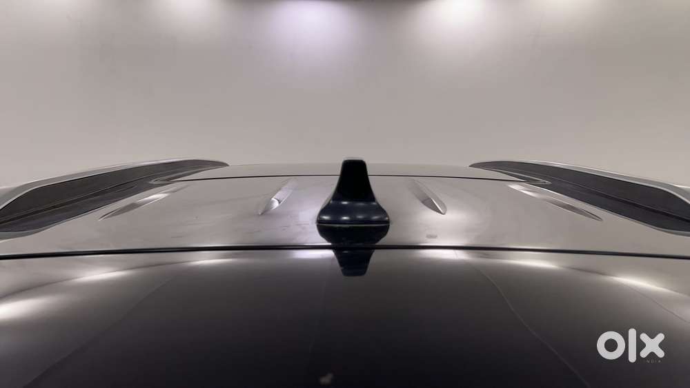 Mahindra Xuv700 2.2 Ax 7 Diesel At Luxury Pack Str, 2022, Diesel