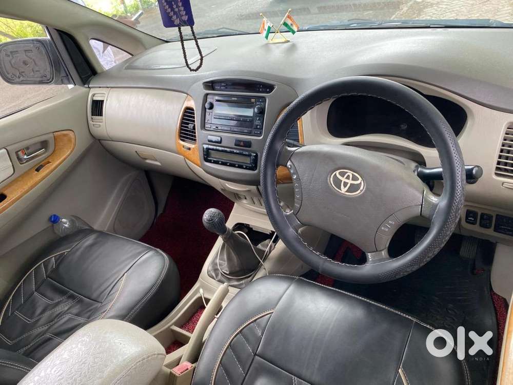 Toyota Innova 2011 Diesel 351000 Km Driven