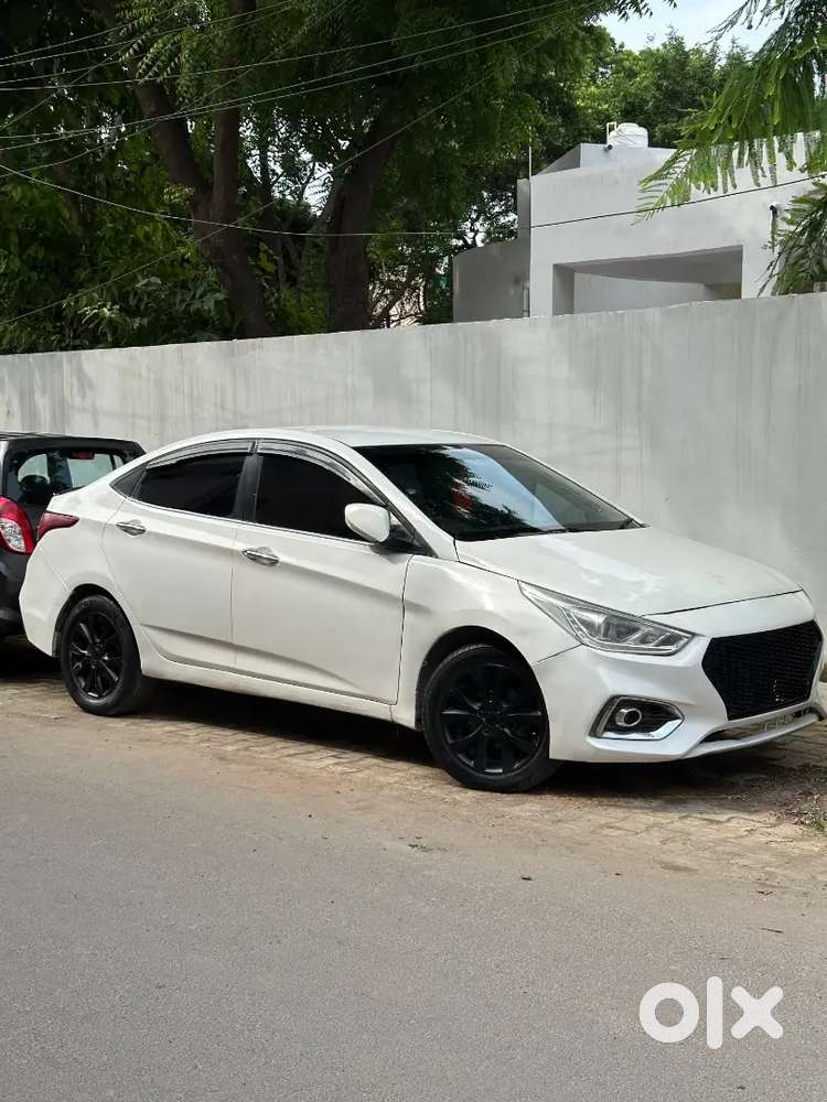 Hyundai Verna Anniversary Petrol 2014