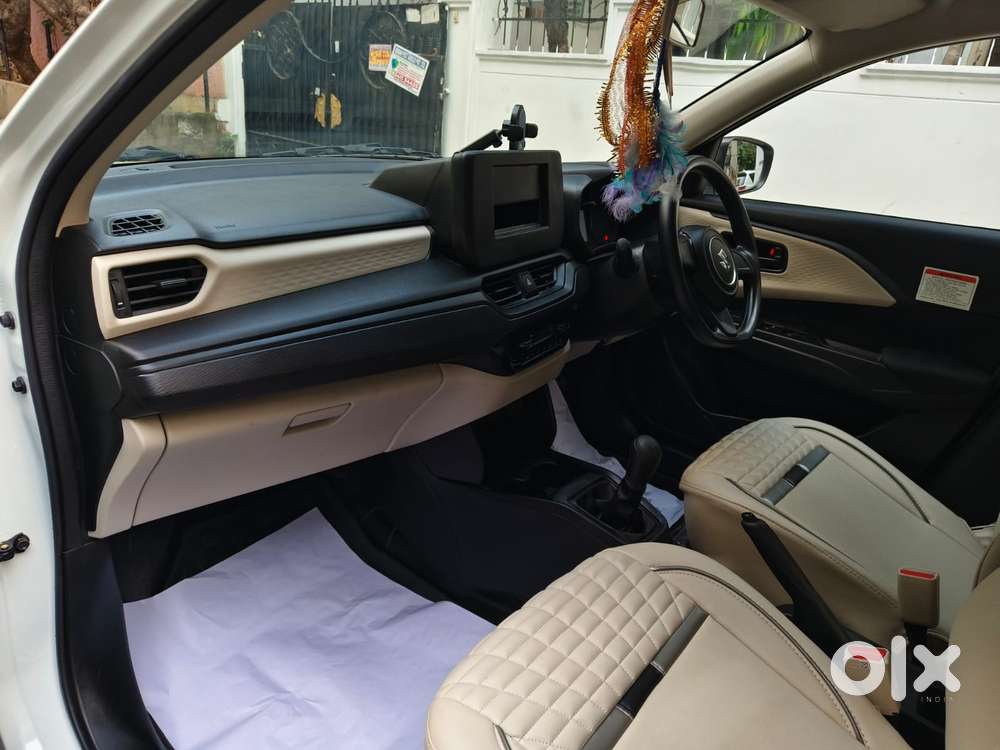 Maruti Suzuki Swift Dzire Lxi Option, 2025, Cng & Hybrids