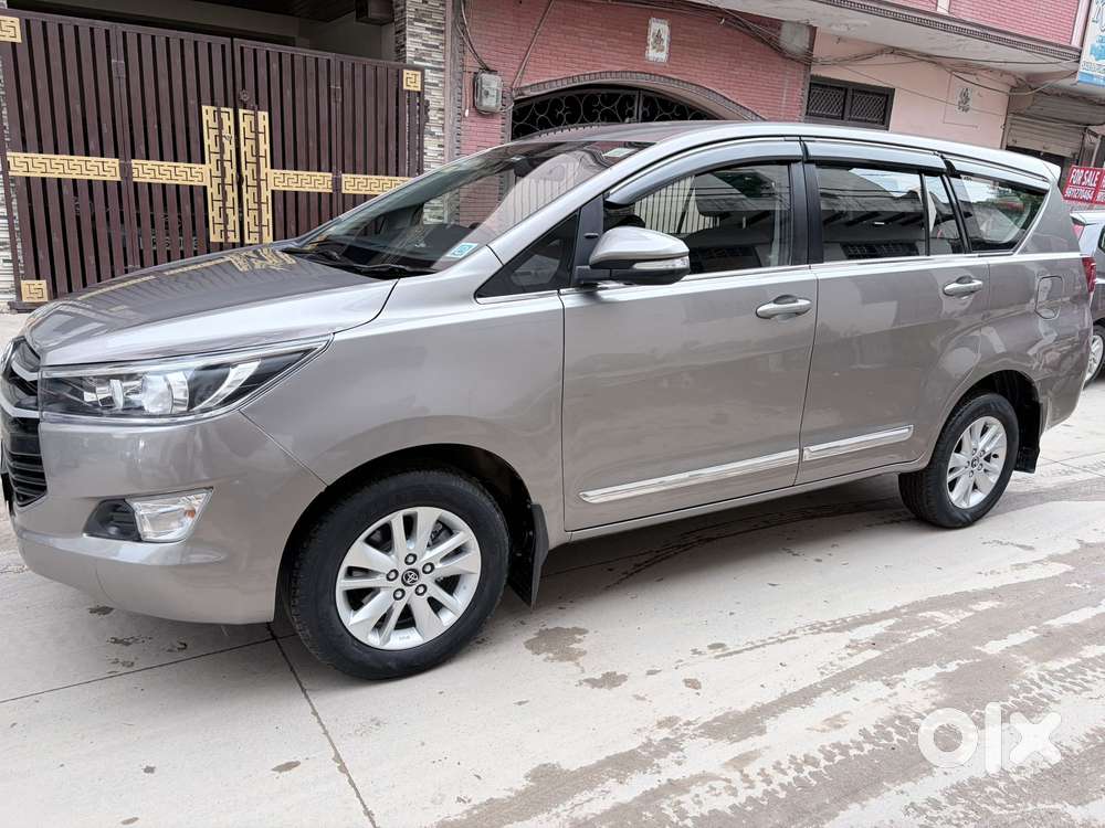 Toyota Innova Crysta 2.4 G Mt, 2019, Diesel