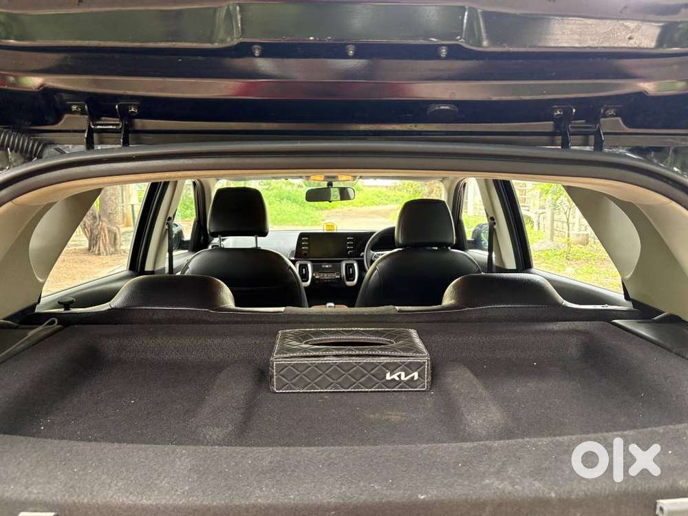 2022  Kia Sonet Htk Plus 1.2 Petrol Mt  17,000 Km  Single Owner