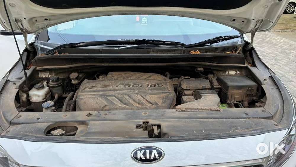 Kia Carnival Premium, 2021, Diesel