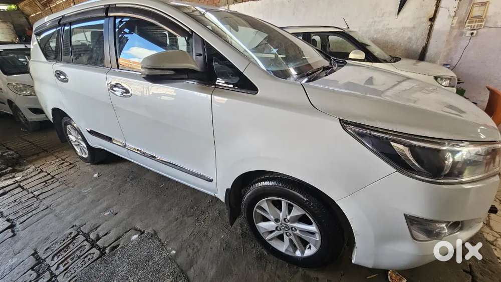 Toyota Innova Crysta 2017 Diesel Manual