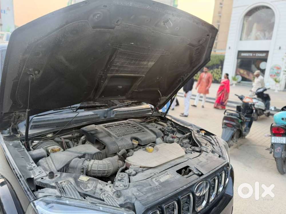 Mahindra Scorpio S9 Diesel Manual 2022 | Black | 85,000 Km | Well Main