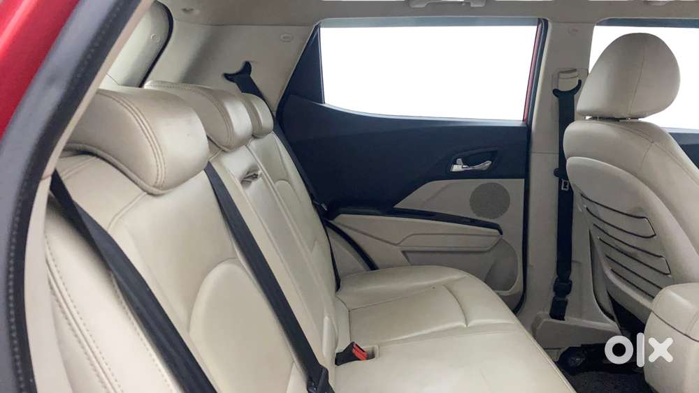 Mahindra Xuv300 W8 Option Diesel, 2020, Diesel