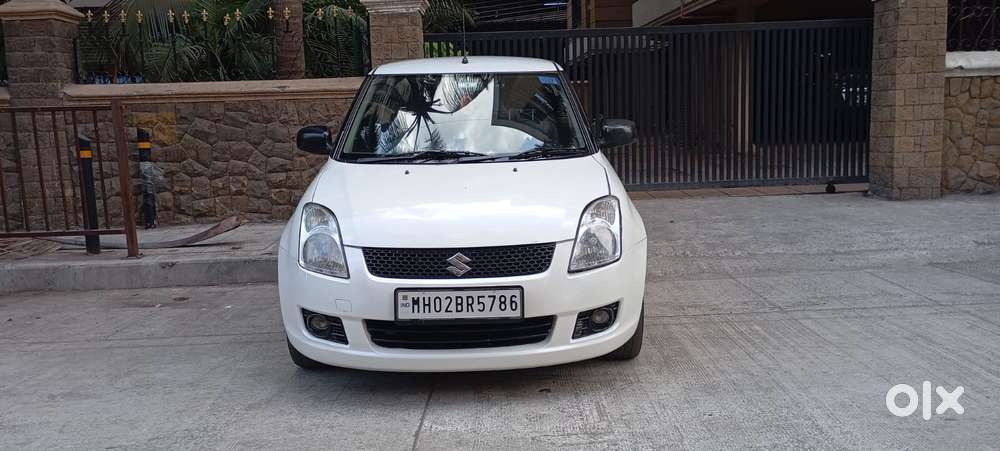 Maruti Suzuki Swift Vxi 1.2 Abs Bs-iv, 2011, Petrol