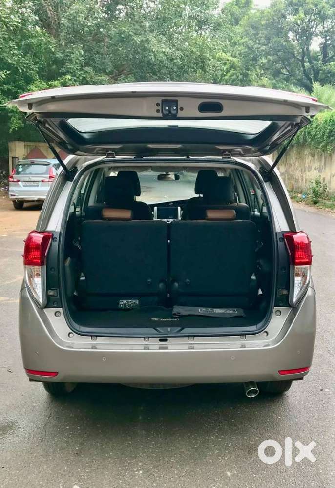 Toyota Innova Crysta [2020-ongoing] 2.4 Gx At 7 Str, 2020, Diesel
