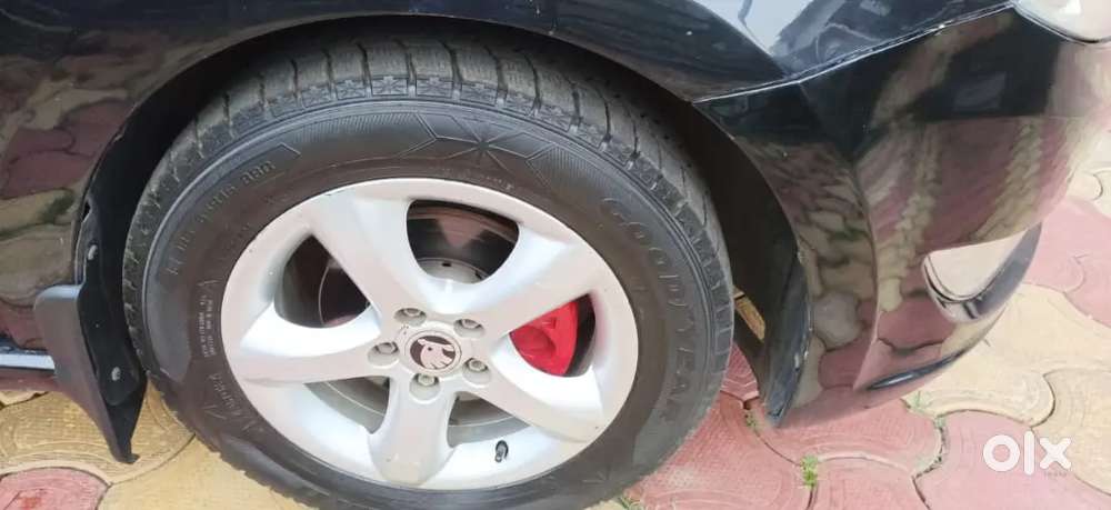 Skoda Rapid 2014 Diesel Well Maintained..all New Tyres Smooth Engine..