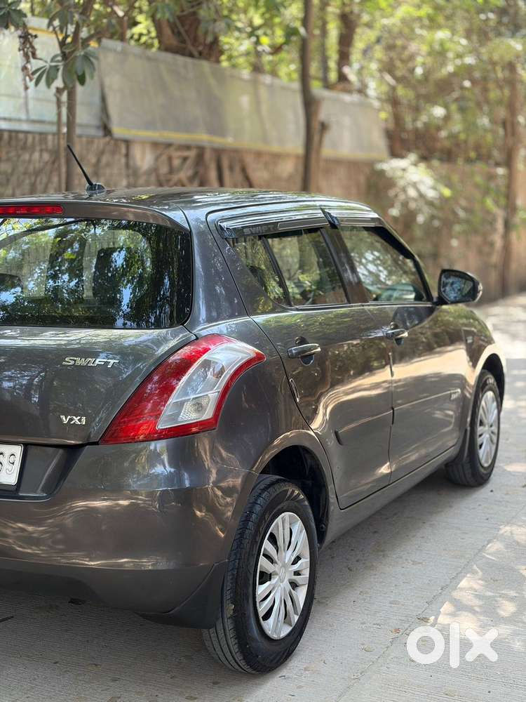 Maruti Suzuki Swift Vxi, 2015, Petrol