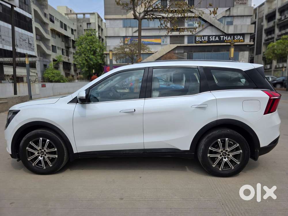 Mahindra Xuv700 2.0 Ax 7 Petrol At Luxury Pack Str, 2023, Petrol