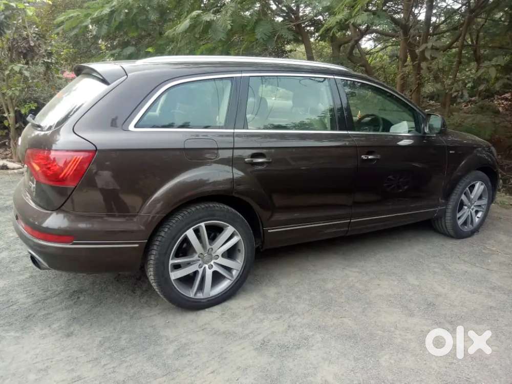 Audi Q7 Sline With Panoramic Sun Roof 2010 Model