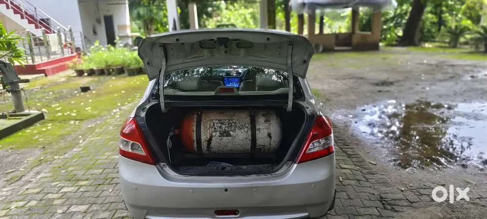 Maruti Suzuki Dzire 2013 Cng