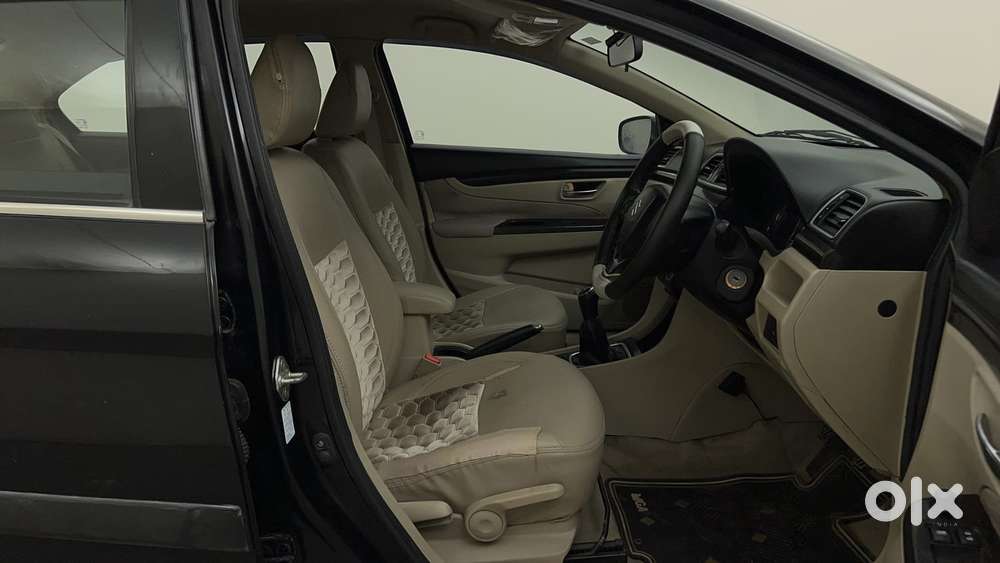 Maruti Suzuki Ciaz 2014-2017 Vxi Plus, 2015, Petrol