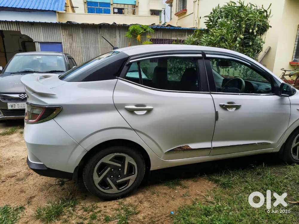 Hyundai Aura 2025 Cng & Hybrids 75000 Km Driven