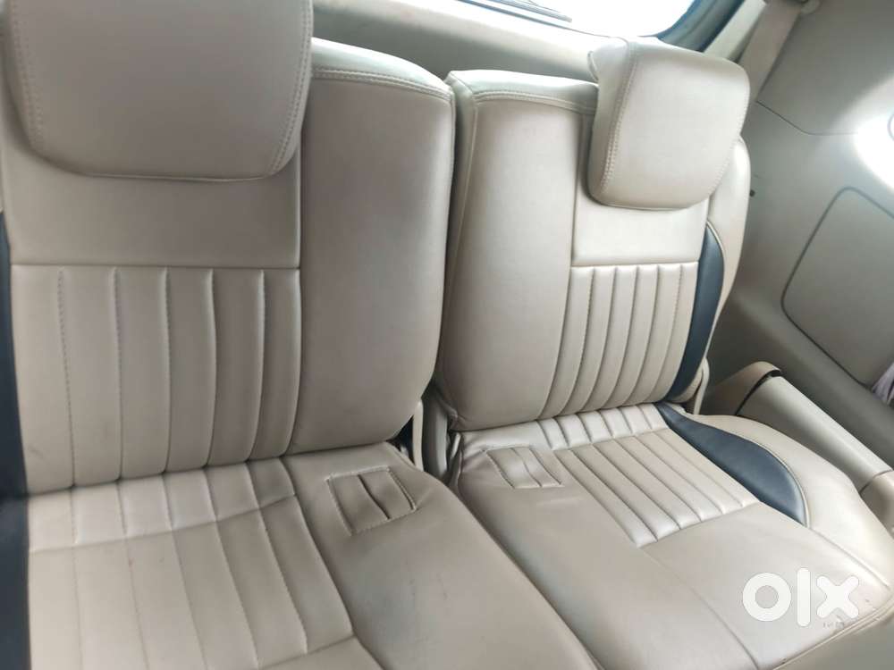 Toyota Innova 2.5 V 8 Str, 2013, Diesel