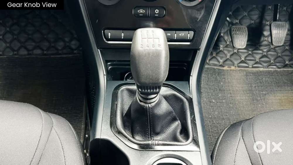 Tata Nexon Smart Plus S 1.2 Revotron Petrol 5 Mt, 2025, Cng & Hybrid..