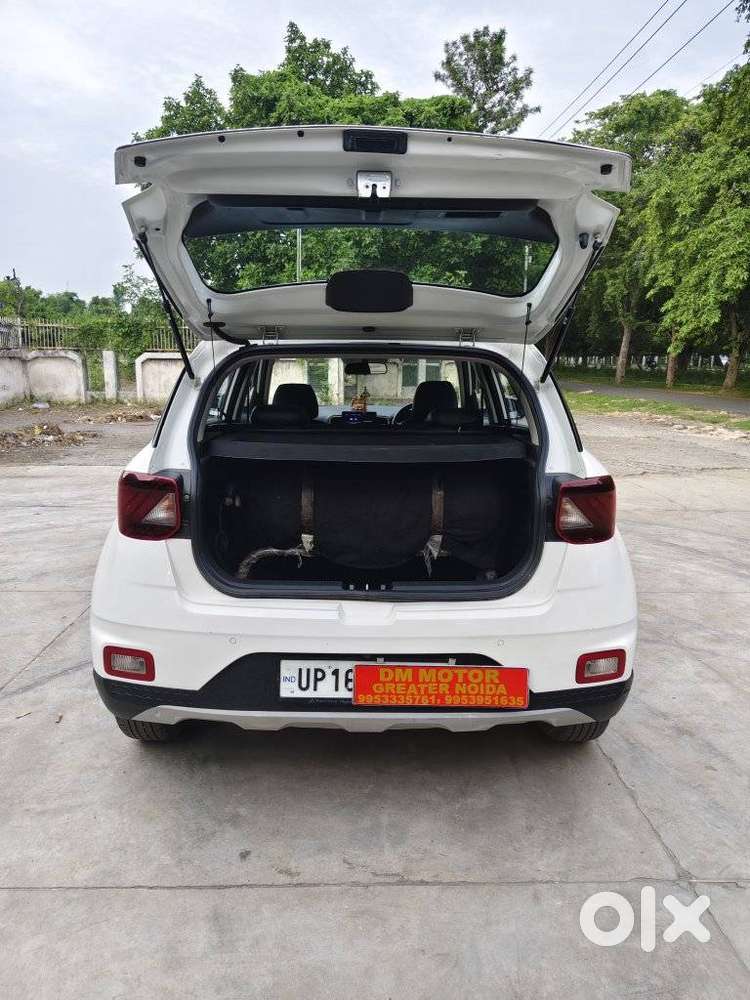Hyundai Venue S Plus Mt 1.2 Kappa, 2022, Cng & Hybrids