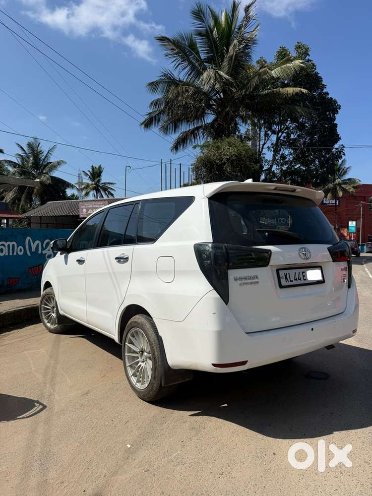 Toyota Innova Crysta 2017 Diesel Manual