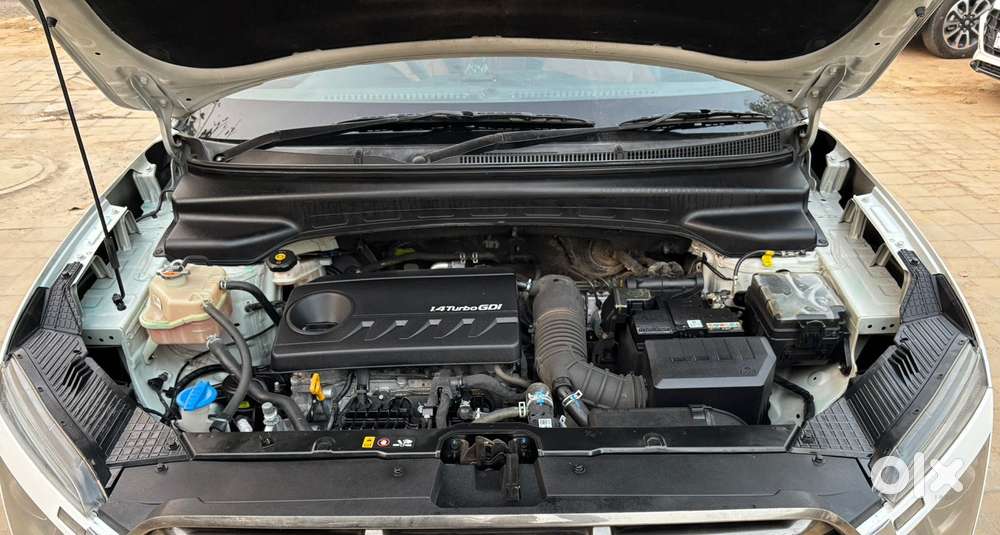 Tata Nexon Creative Plus 1.2 Revotron Petrol 6 Amt, 2024, Petrol
