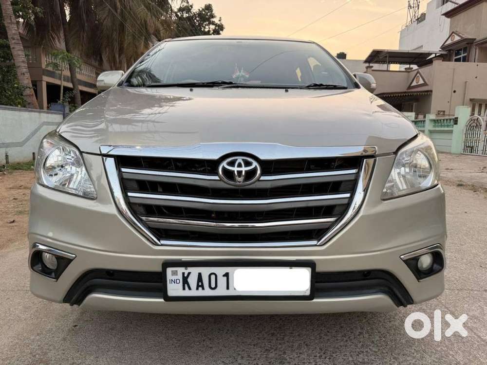 Toyota Innova 2.5 V 8 Str, 2014, Diesel