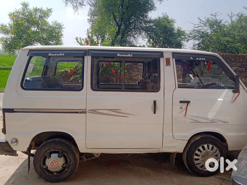 Gadi Ki Condition Badhiya Hai Petrol Aur Lpg Donon Pass Hain