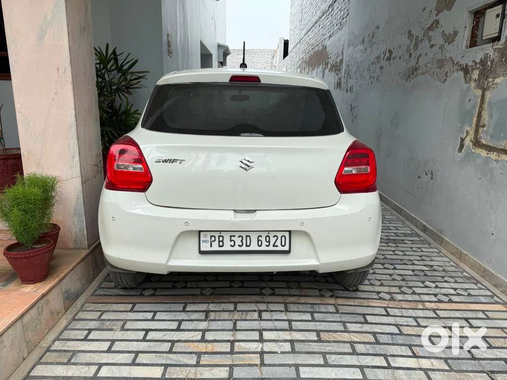 Maruti Suzuki New-gen Swift 2023 Petrol Well Maintained