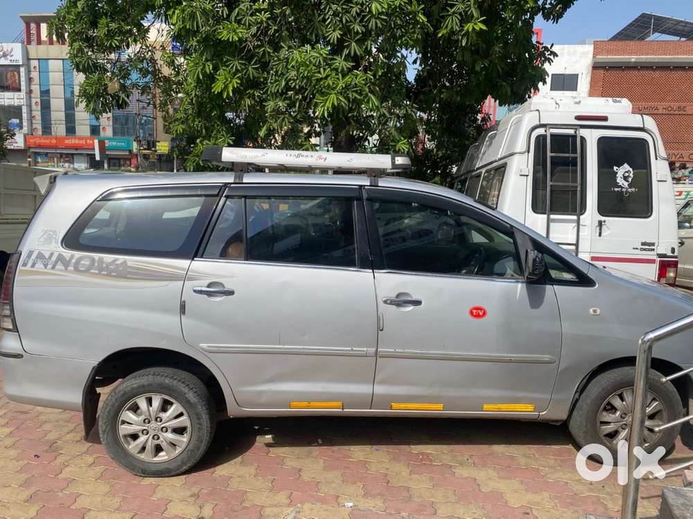 Toyota Innova Diesel 2011