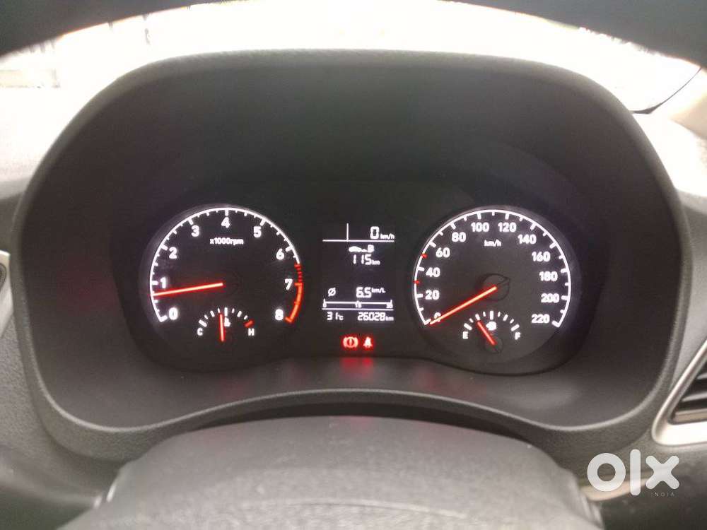 Hyundai Verna 1.6 Vtvt Sx, 2018, Petrol