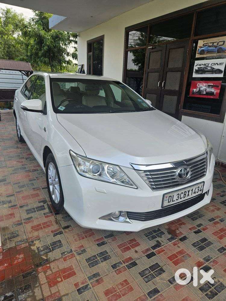 Toyota Camry 2.5l Automatic, 2013, Petrol