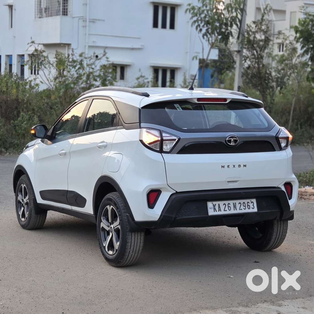 Tata Nexon 1.5 Revotorq Xm (s), 2021, Diesel