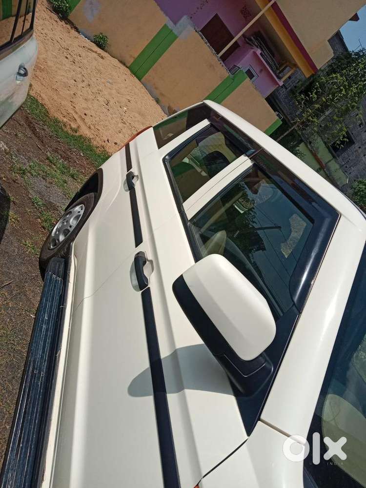 Mahindra Bolero Neo 2025