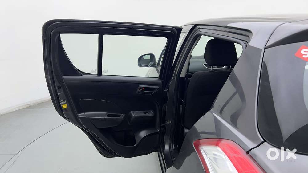 Maruti Suzuki Swift 1.2 Lxi (o), 2017, Petrol