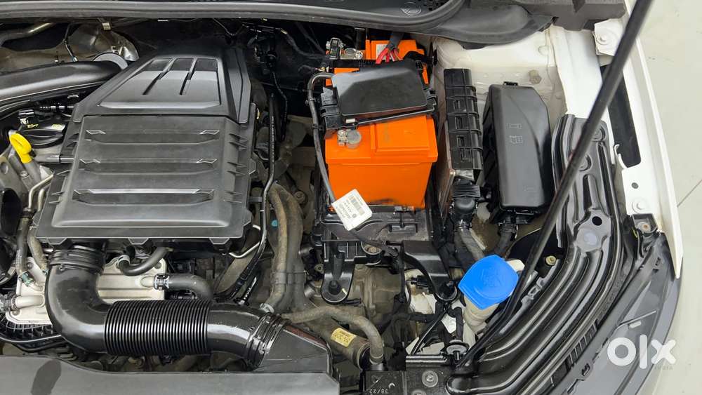 Skoda Slavia Ambition 1.0l Tsi Mt, 2022, Petrol